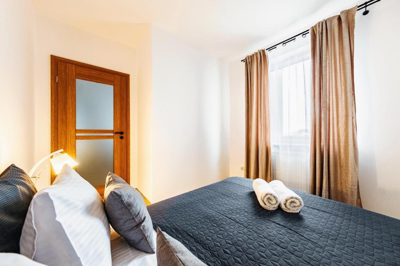 Aparthotel Plac Litewski Premium Люблин Екстериор снимка